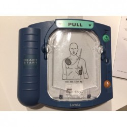 AED Laerdal Heartstart HS1 Defibrylator !