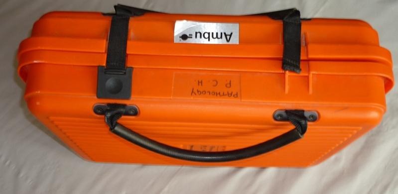 Ssak Ambu Uni-Suction w walizce reanimacyjnej