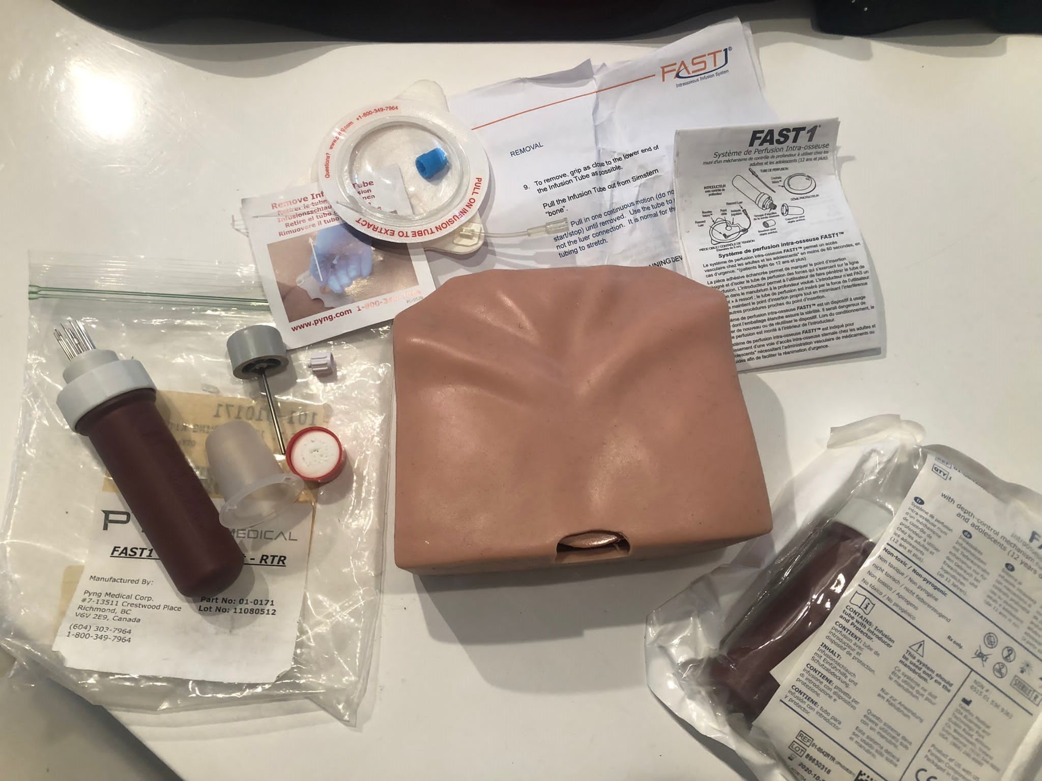 FAST 1 trenazer wkluc doszpikowych!! FAST 1 trenazer wkluc doszpikowych!!