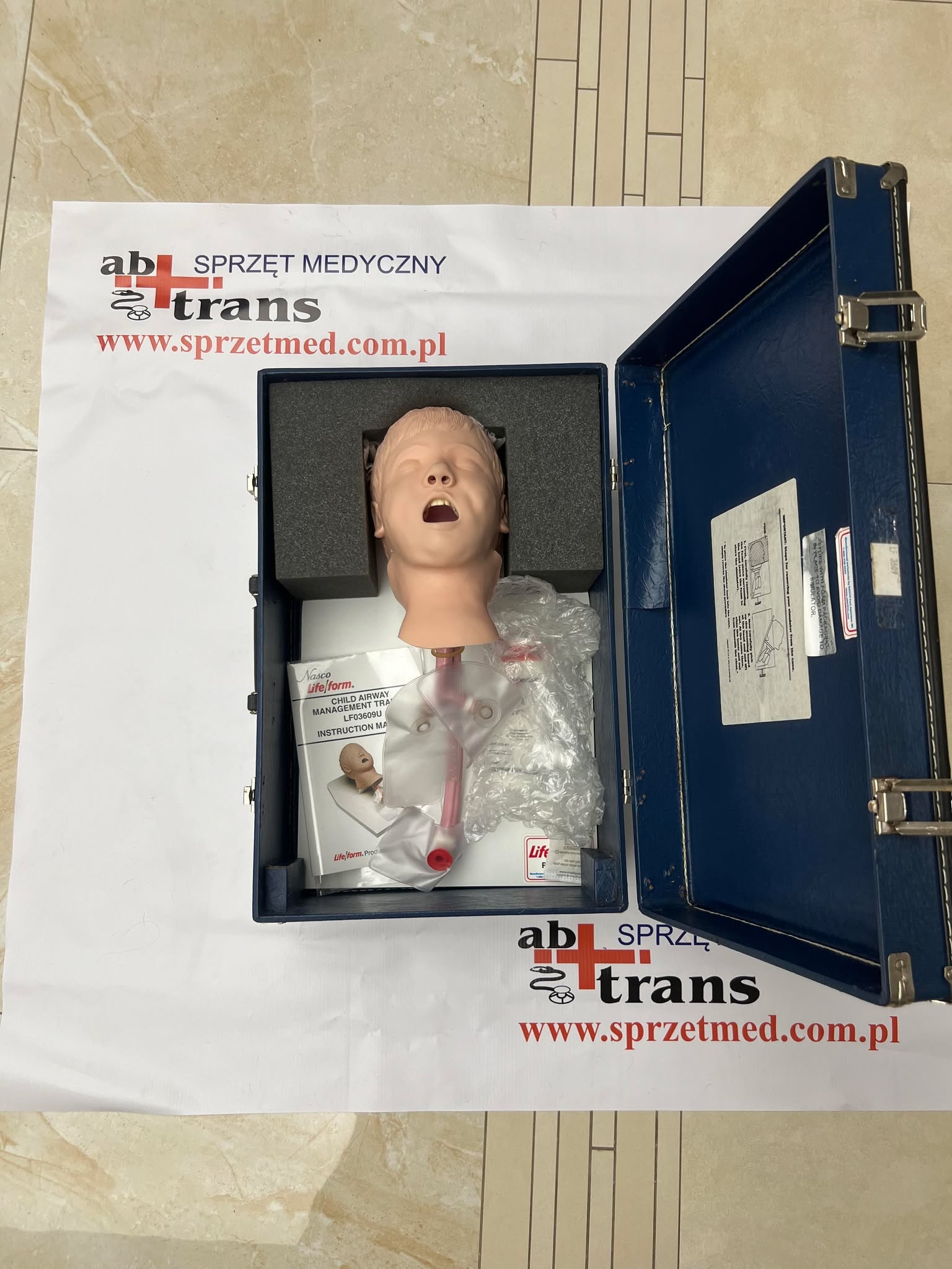 Głowa dziecka do intubacji